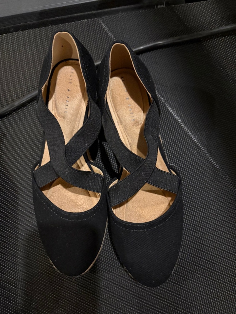 Kelly & Katie black crossover espadrille wedge sandals with elastic crisscross s